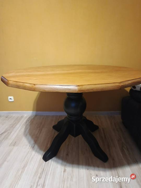 Stół dębowy na solidnej nodze OPIS Turek