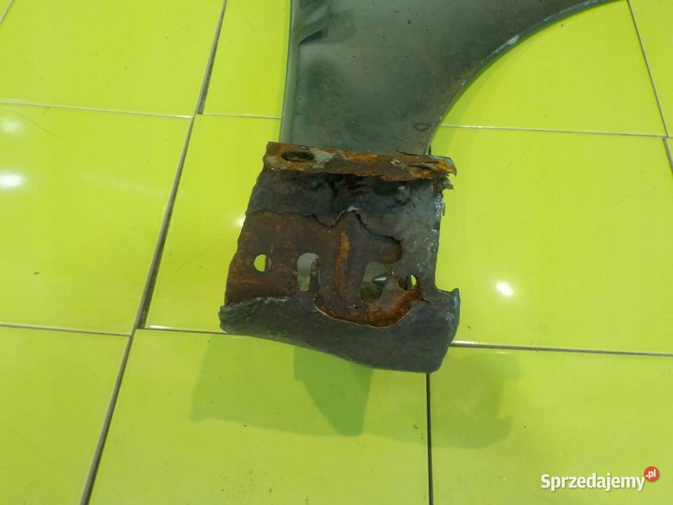 AUDI A3 8P II 08r CABRIO blotnik lewy przod Suków