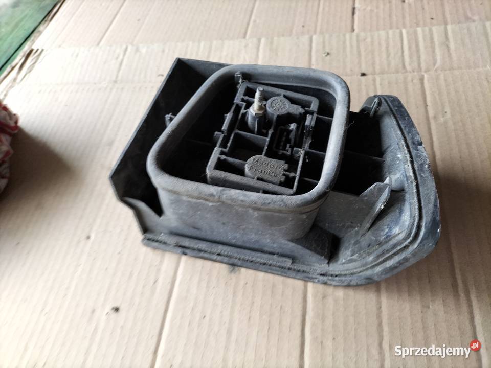 CITROEN XANTIA LAMPA TYŁ LEWA BŁOTNIK Kamień-Kolonia