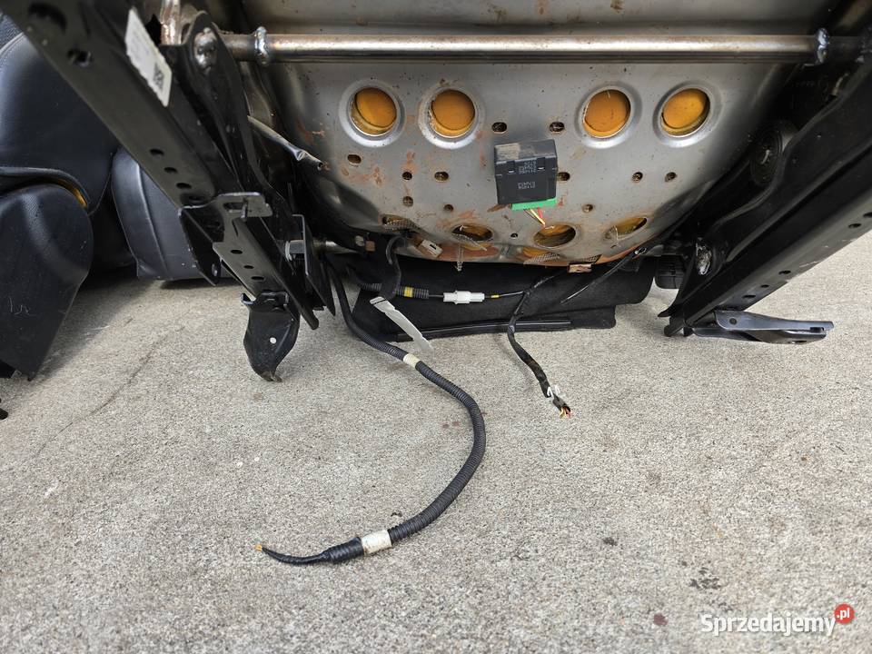 Mazda 6 GH KOMBI fotel fotele kanapa półskóra EU dolnośląskie sprzedam
