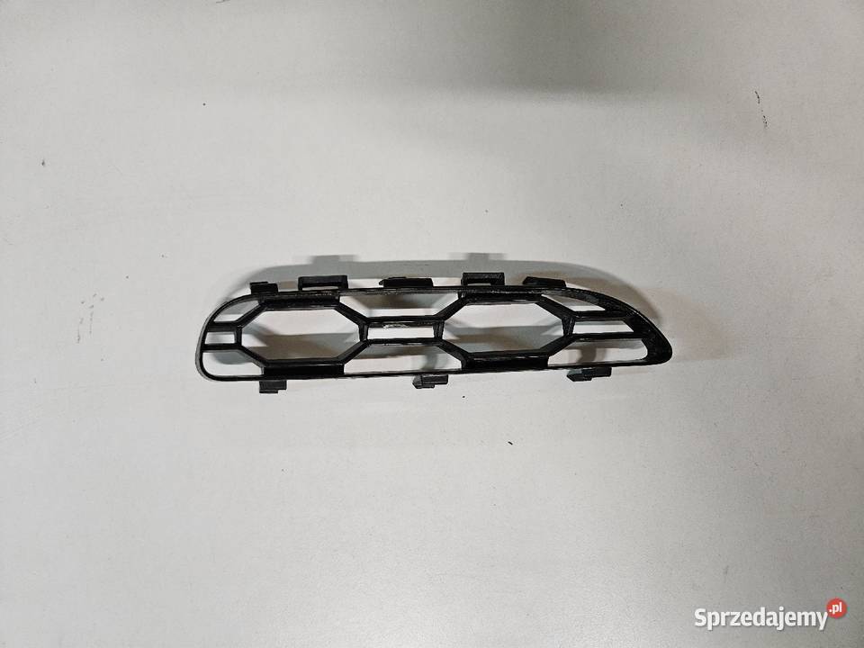 BMW X5 G05 KRATKA PRAWA OSŁONA LAMPY 5A08868 wielkopolskie Międzychód
