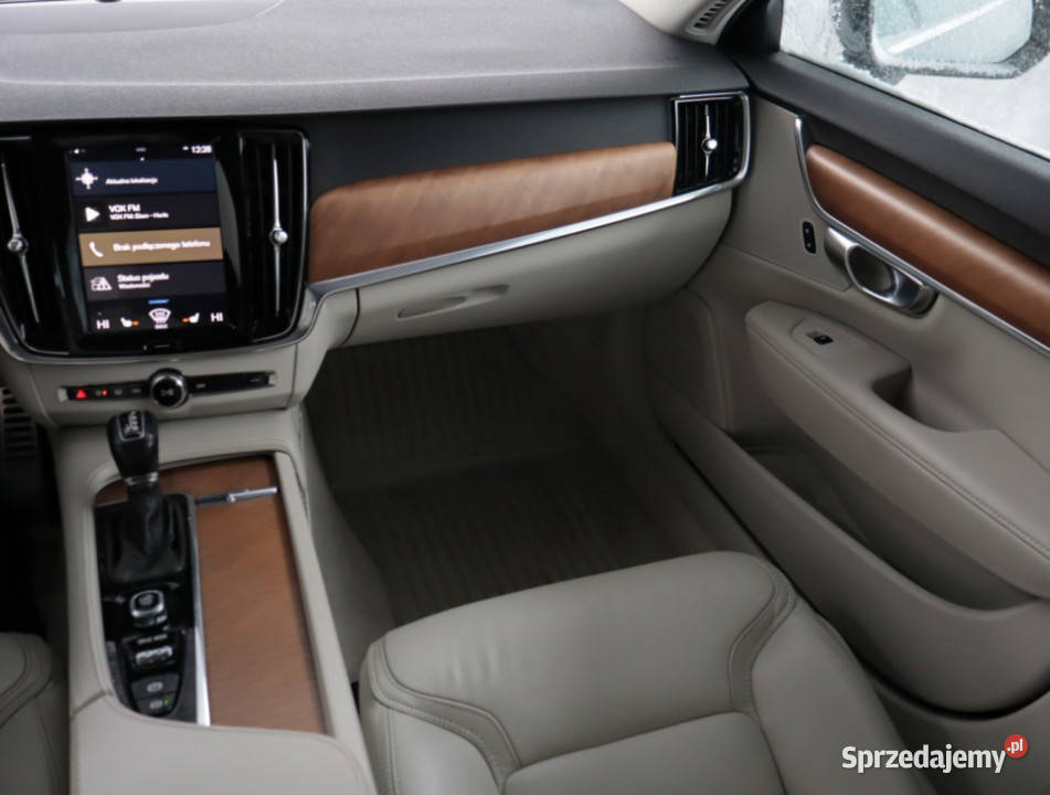 Volvo V90 D4 AWD gniazdo USB lubelskie Lublin