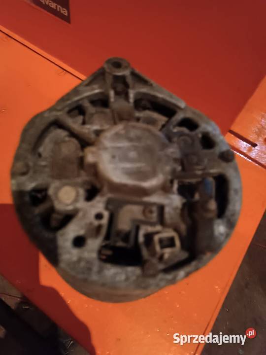 Alternator stary 200 bizon łódzkie Błaszki sprzedam