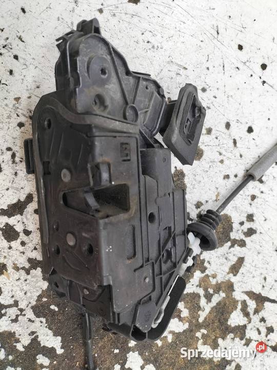 ZAMEK DRZWI LEWY PRZÓD B5A5TB837015A Skoda Fabia