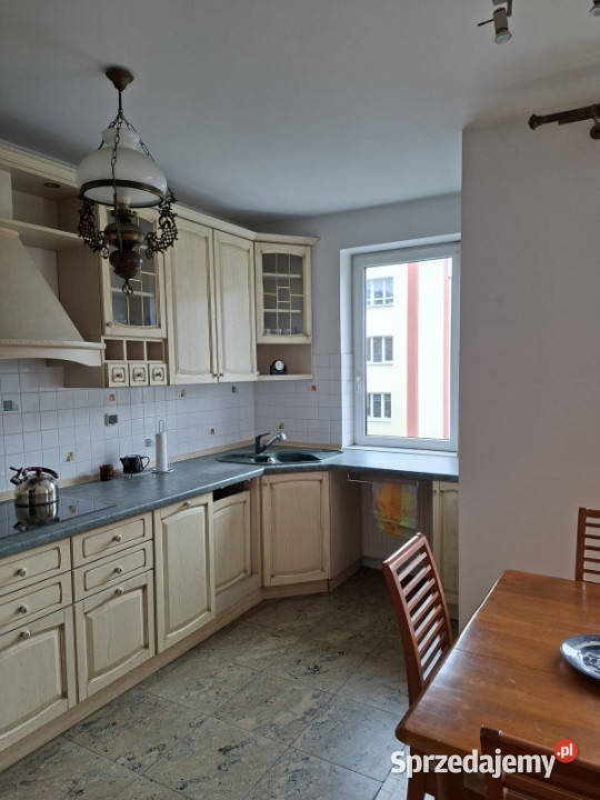 Sprzedam widne i ciche mieszkanie na Warszawa