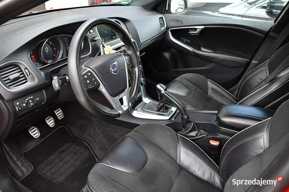 Volvo V40 20D2 120 RDesign Xenon Alcantara Led Nowe Kucice sprzedam