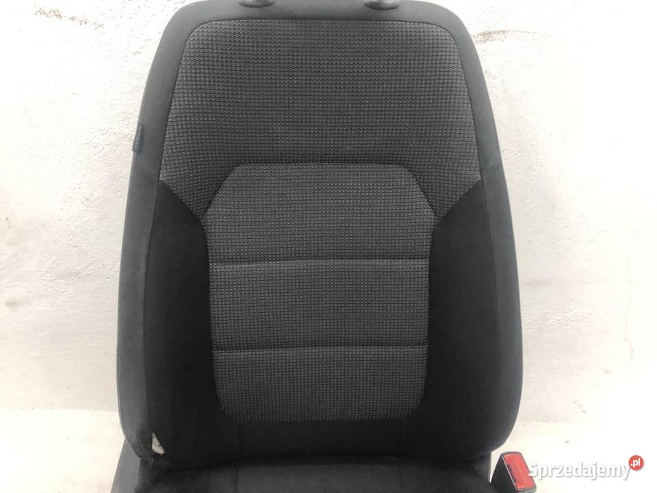 FOTEL PRAWY PRZÓD VOLKSWAGEN PASSAT B7 ANGLIK sprzedam