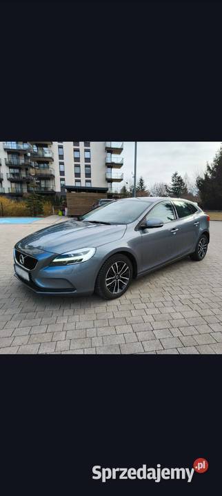 Volvo v40 Momentum 84 przebiegu 152KM Ozorków