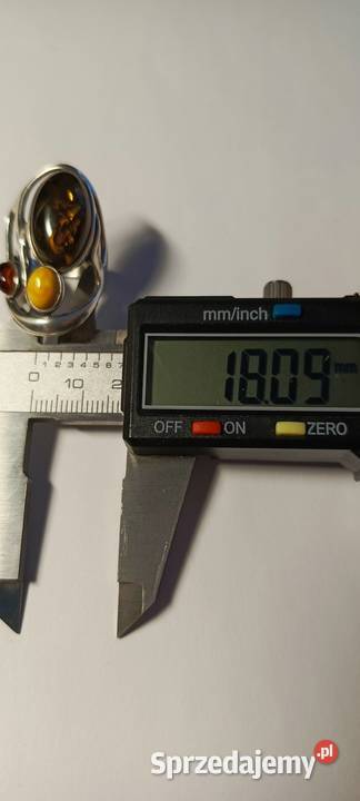 Pierścionek Bursztyn