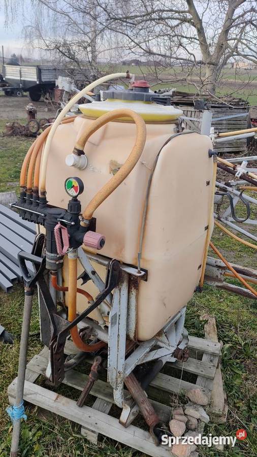 Opryskiwacz Pilmet 400l poszerzany z nowoczesnym łódzkie Sieradz sprzedam