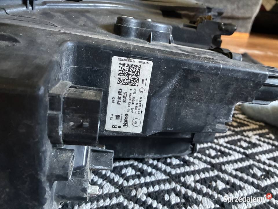 Reflektory Seat Leon KL1MK4 wersja UK Części samochodowe Grudziądz