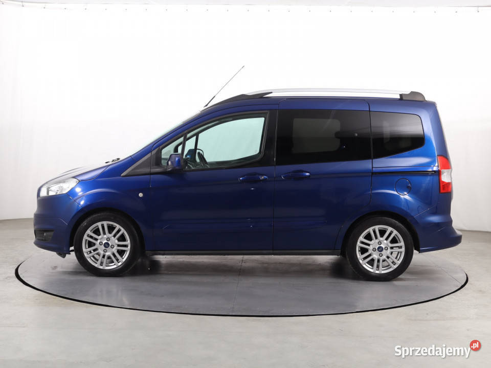 Ford Tourneo Courier 10 EcoBoost sprzedam