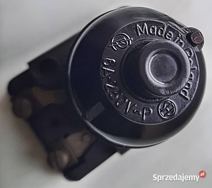 Bezpiecznik automatyczny 6 A 250 V z PRL wielkopolskie Ostrów Wielkopolski