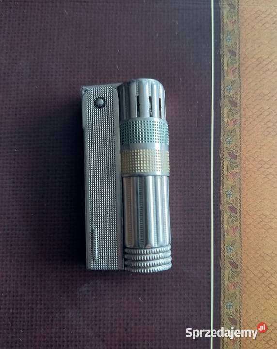 Dwie zapalniczki benzynowe wielkopolskie Wronki