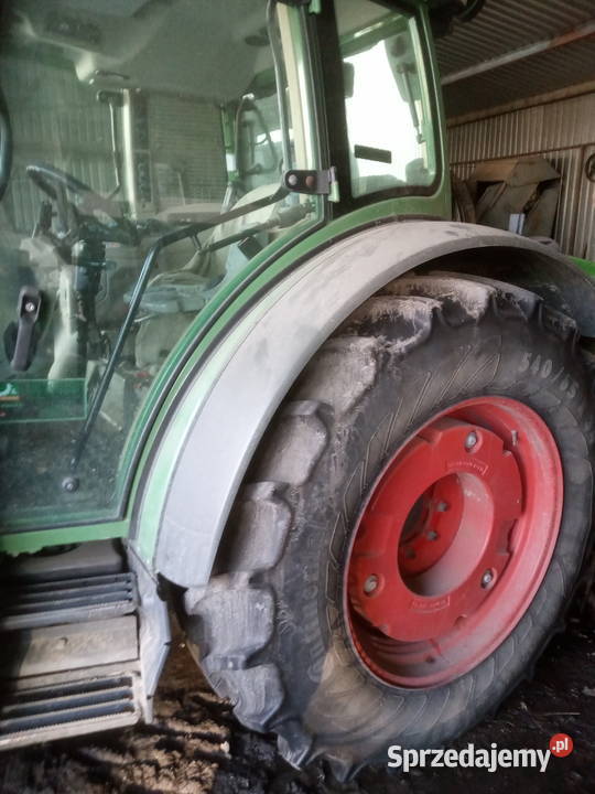 Ciągnik Fendt 211 krajowy Fendt Dubów