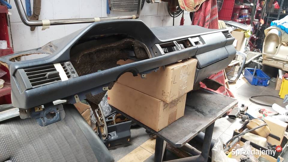 Mercedes W124 konsola granatowa Przeźmierowo