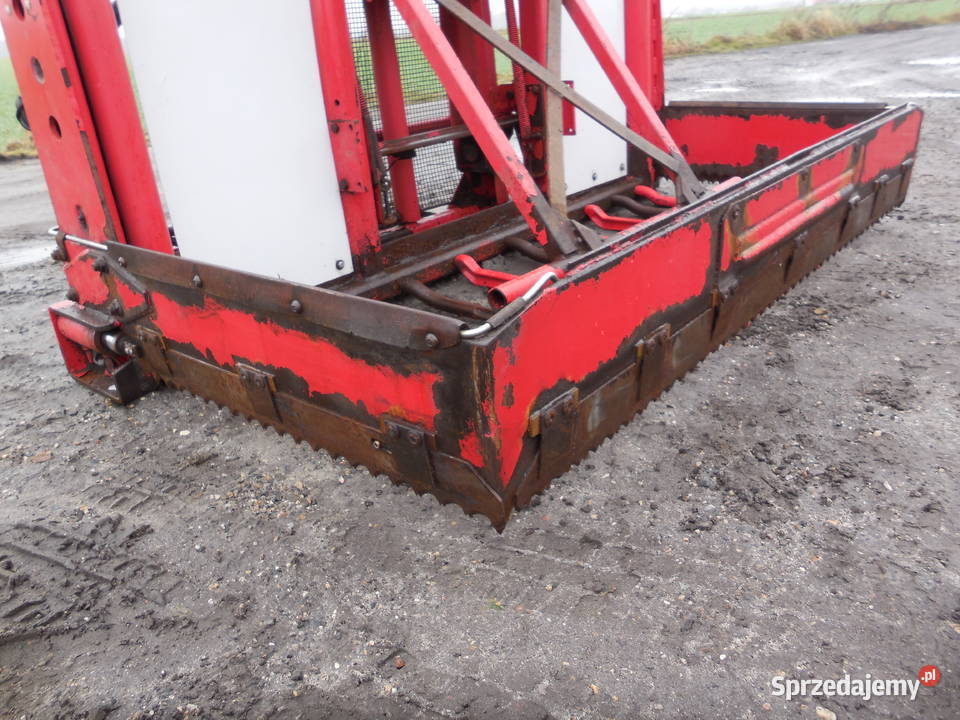 Wycinak Wybierak do kiszonki TRIOLIET TU 145