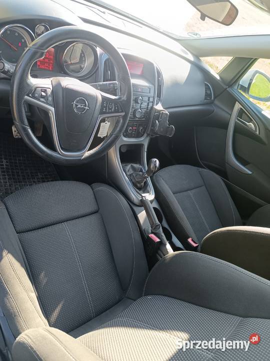 Opel Astra J lift 17Cdti 2013r