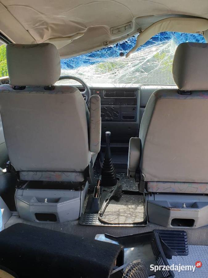 Uszkodzony Volkswagen Multivan podkarpackie Mielec