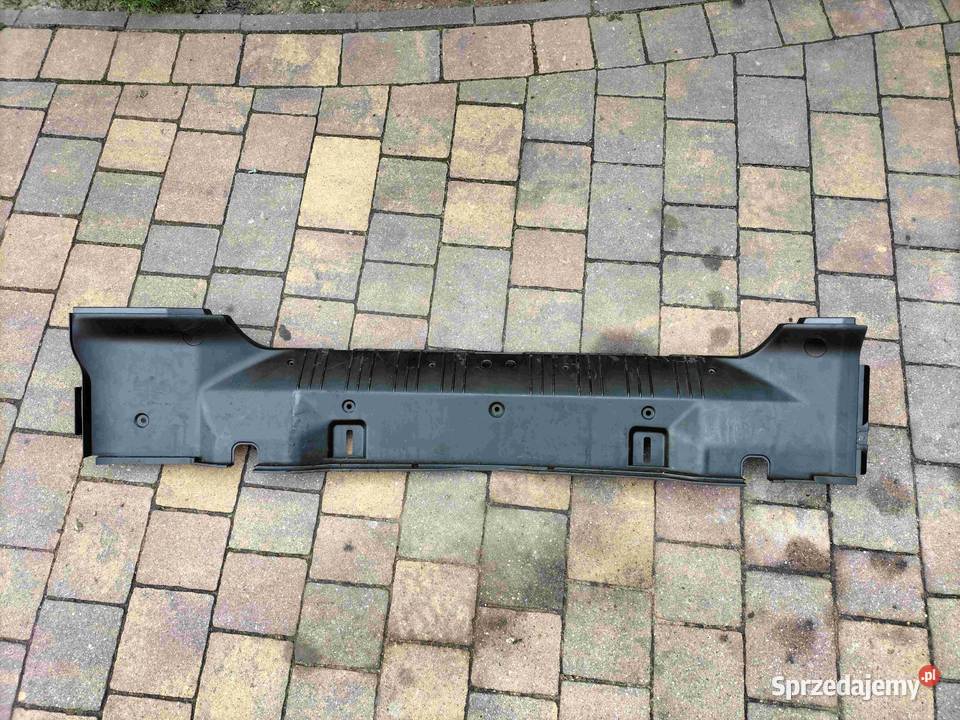 Obudowa bagażnika BMW E46 SEDAN PRZEDLIFT POLIFT Poręba