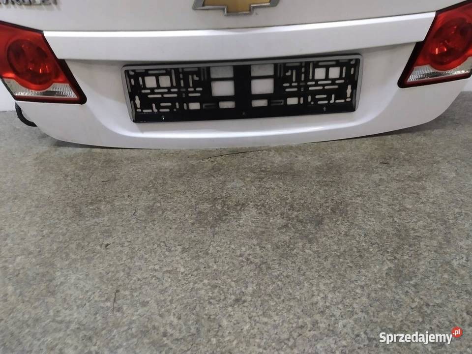 KLAPA TYŁ BAGAŻNIKA SEDAN BIAŁA Chevrolet Cruze osobowe Klapy bagażnika
