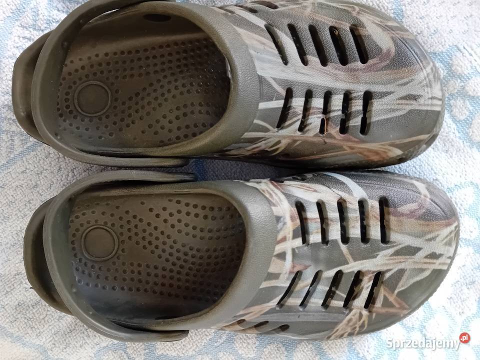 nieużywane klapki młodzieżowe kroksy Warszawa