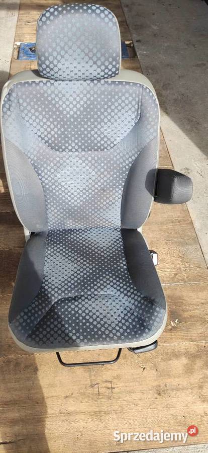 Siedzenie pasażera Trafic Vivaro Primastar