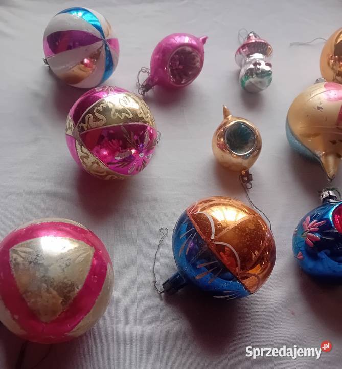 Zestaw 12 bombek z okresu PRL z lat 50ych i wielkopolskie Koźminek