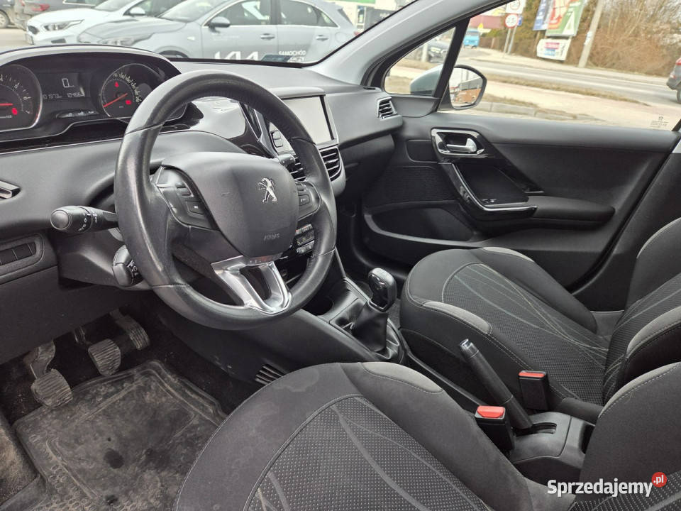 Peugeot 208 12 82 Benzyna Salon I właś Bełchatów
