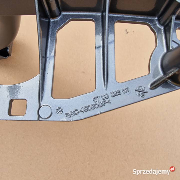 MERCEDES CKLASA W205 ZAWIAS KLAPY BAGAŻNIKA LEWY lubuskie Bieleń