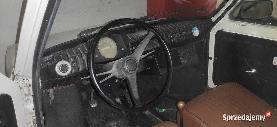 Polski Fiat 126p Maluch 1976 Pierwsza seria Rok produkcji 1976