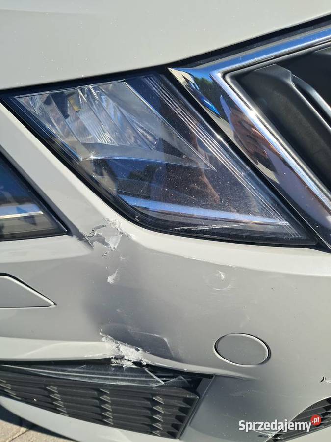 Zderzak Skoda Octavia Vrs nie jest pęknięty do Rybnik