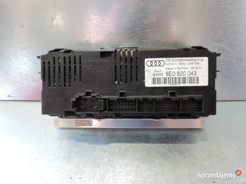 PANEL NAWIEWU KLIMATYZACJI AUDI A4 B6 8E0820043 Nowy Sącz sprzedam