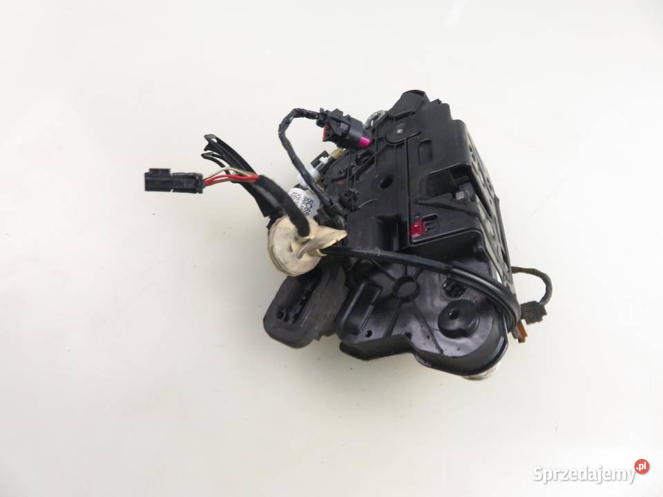 ZAMEK LEWY PRZEDNI VW JETTA IV 5K1837015D sprzedam