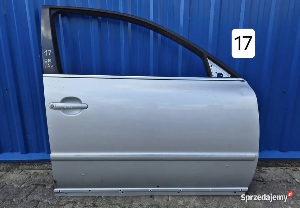DRZWI PRZÓD PRAWY PRAWE VW PASSAT B5 FL LA7W osobowe
