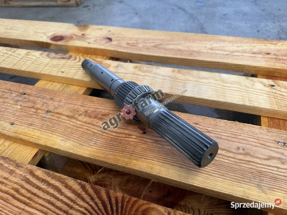 Wałek przystawki FWD John Deere 6800 6810 6900