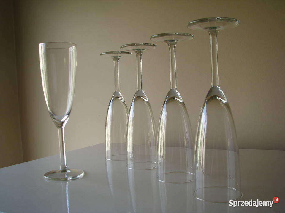 Krystaliczne lampki kieliszki na wino