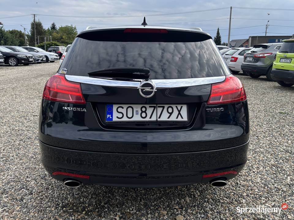 Opel Insignia czarny Paniówki sprzedam