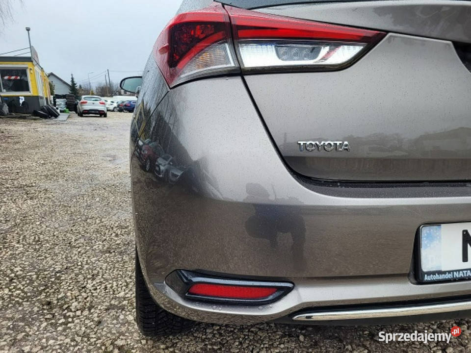 Toyota Auris Automat Bogata wersja autoalarm Auris Bydgoszcz