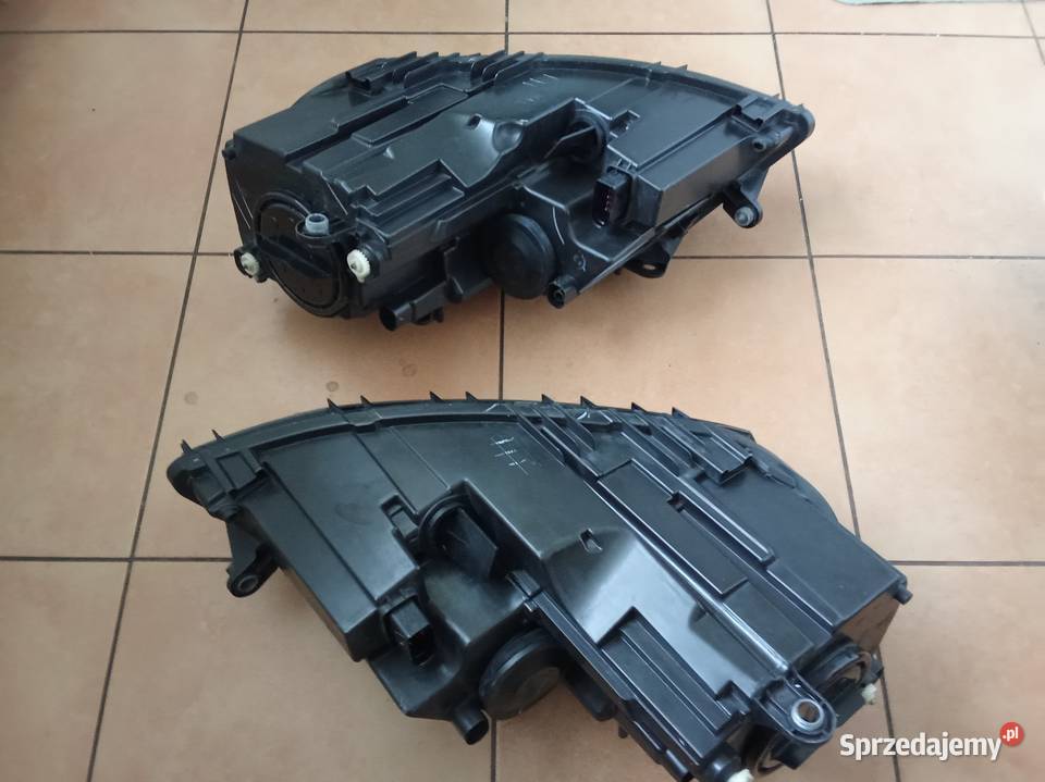 VW JettaUSA 5C7 reflektory LP orginal hella Kamieniec Wrocławski sprzedam