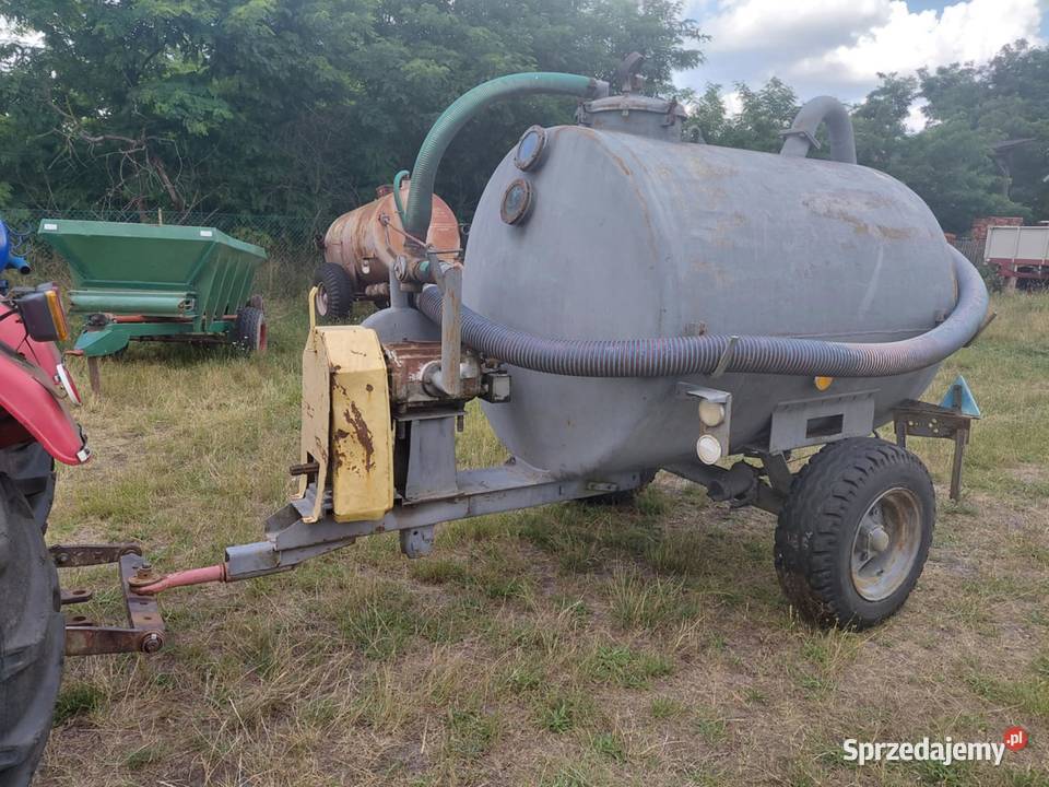 sprzedam beczkowóz nieuszkodzony Tarnówko