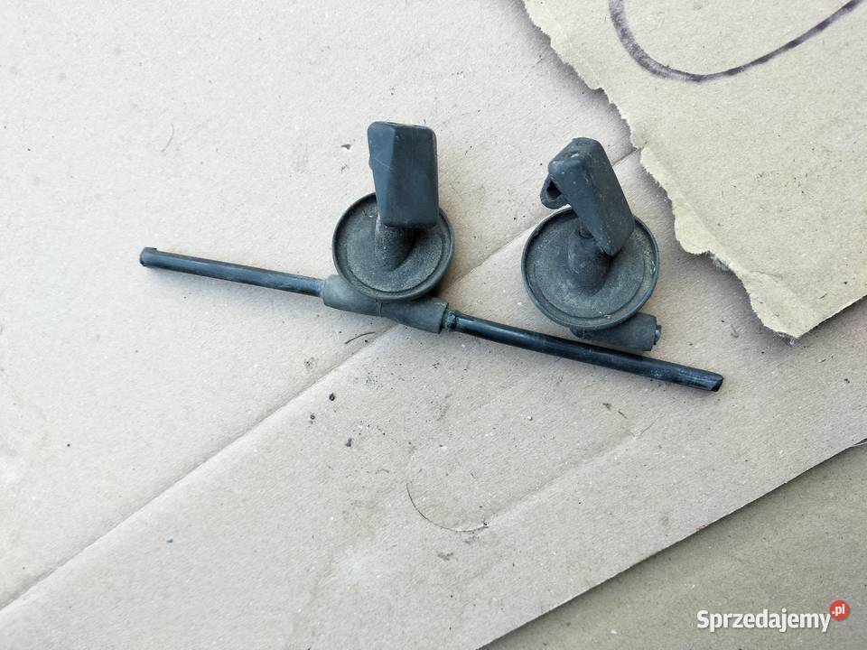 AUDI 80B4 80 B4 DYSZE SPRYSKIWACZE MASKI Pozostałe Kamień-Kolonia