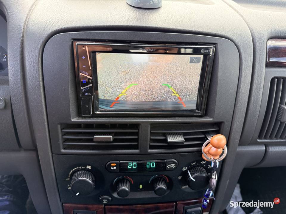 Jeep Grand Cherokee WG 47 V8 PT LPG Terenowy Rzgów