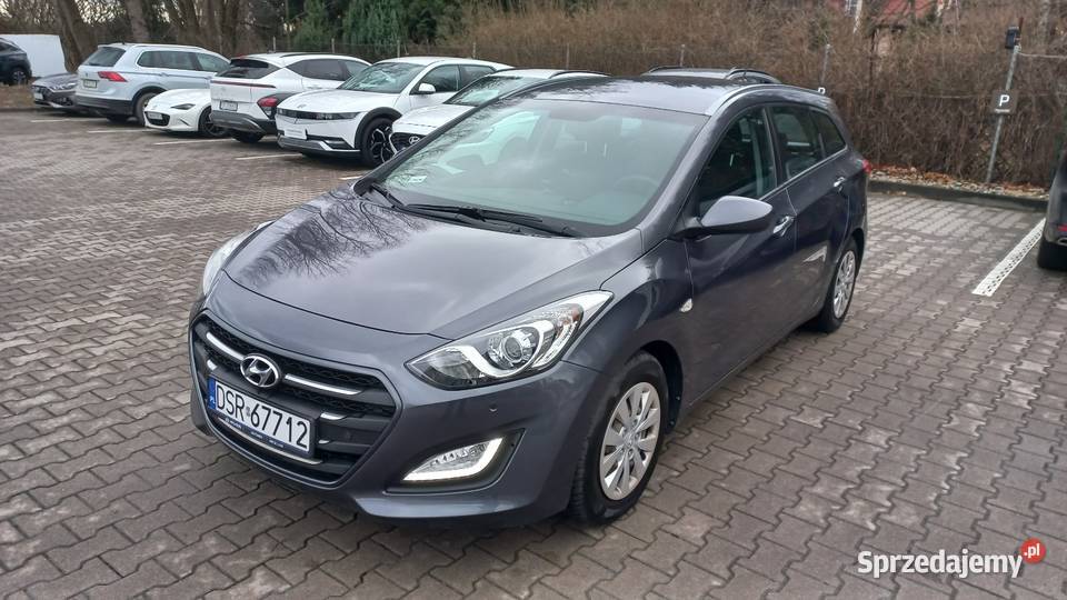 Hyundai I30 1.6 2017 rok salon PL