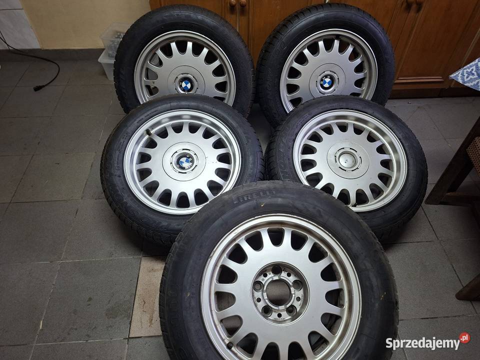 Komplet alufelg 16 4 plus zapas bmw e38 styling Chełm