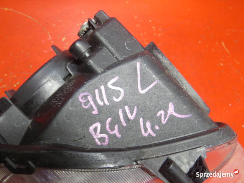 SUZUKI BURGMAN 400 250 07 k7 lampa przód Warszawa