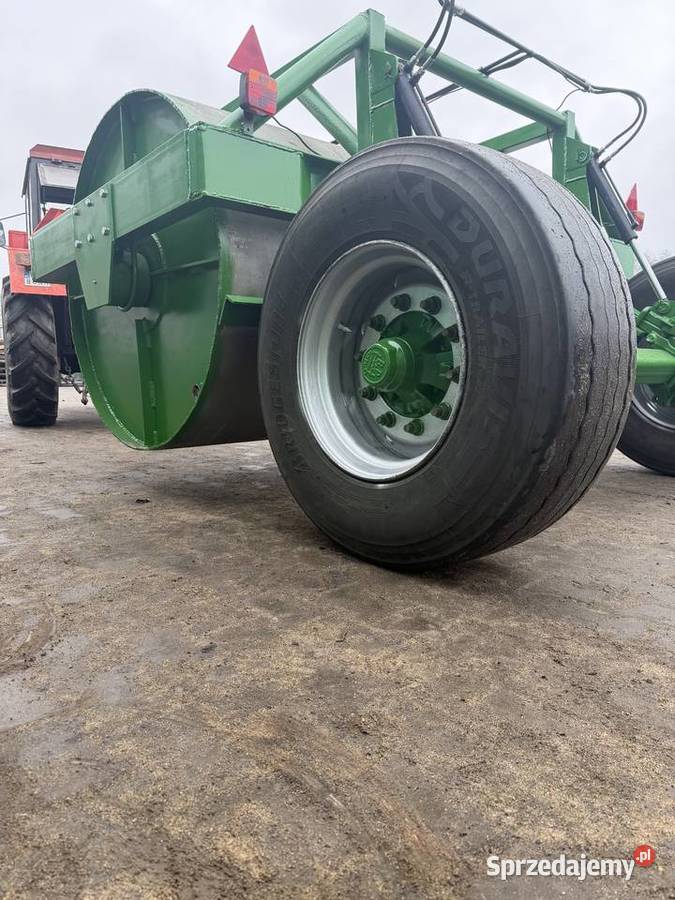 Walec łąkowy Włoszakowice