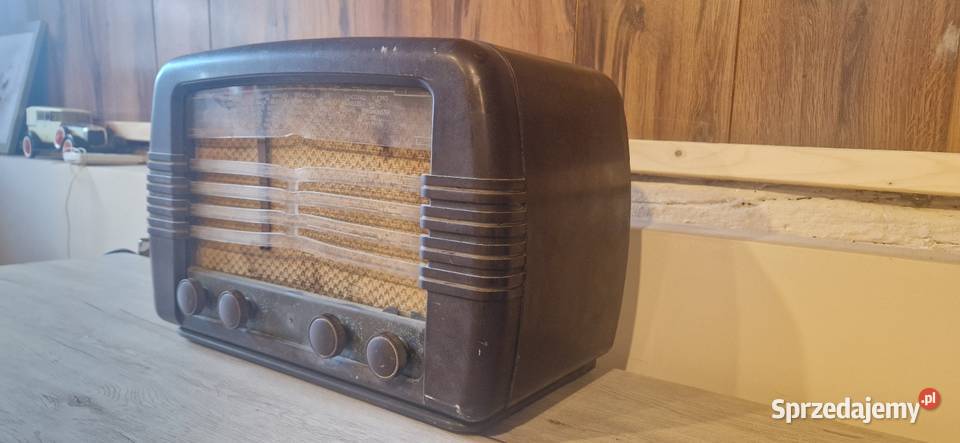 Stare radio z lat 40 Złojec