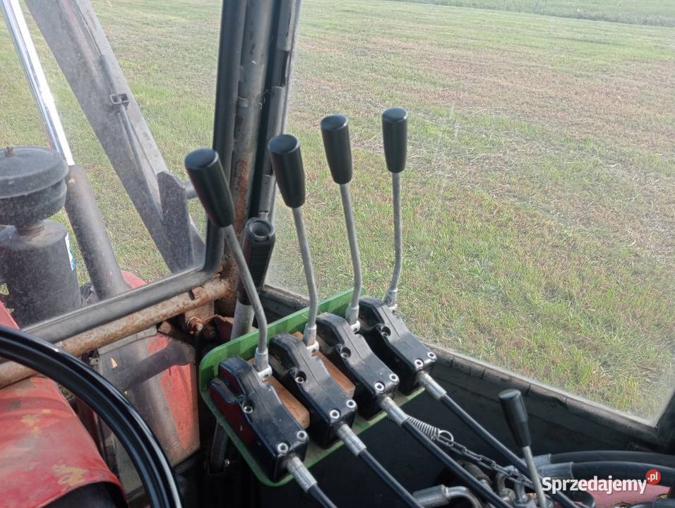 Owijarka samozaładowcza Pronar z 245 Knyszyn