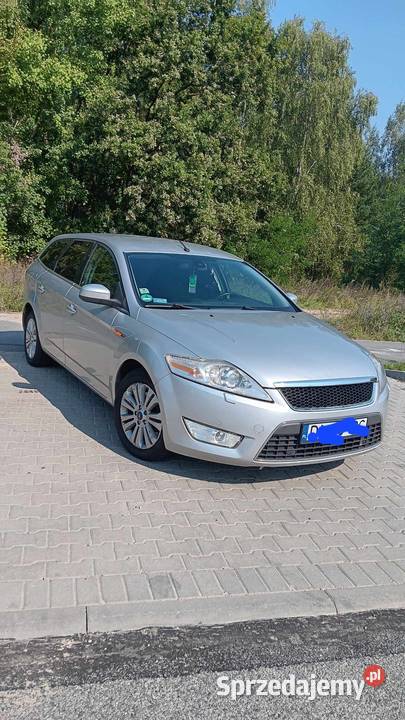 Ford Mondeo nieuszkodzony